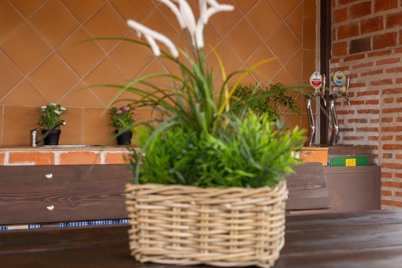 La Casa De La Abuela Mari Villa Trescasas Eksteriør billede